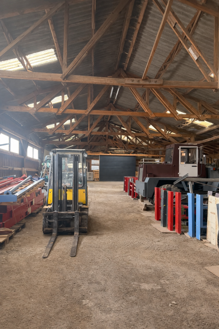 Lagerhalle (Sicht von Rolltor 3)