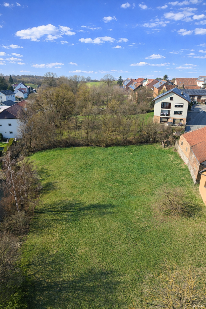 Grünfläche Luftaufnahme Südost-Blick