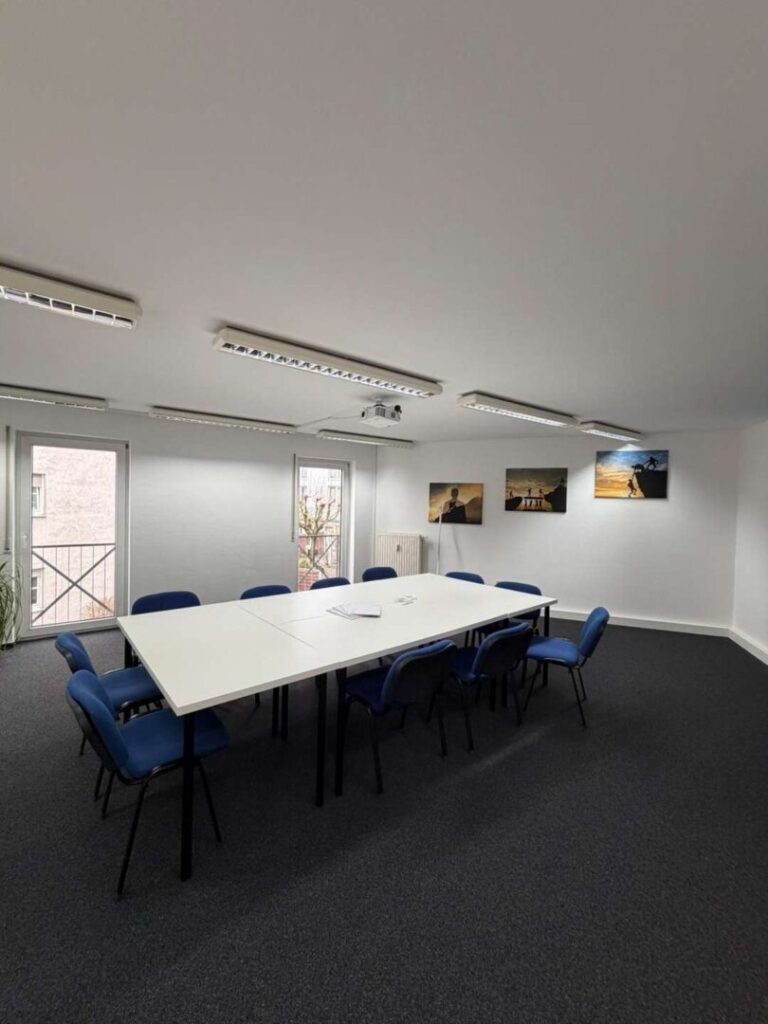 Besprechnungsraum 2.OG