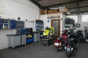 Werkstatt / kl. Halle