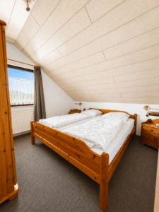 Zweibettzimmer OG