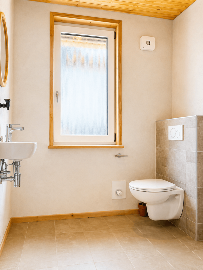 Vorderhaus: WC (EG)
