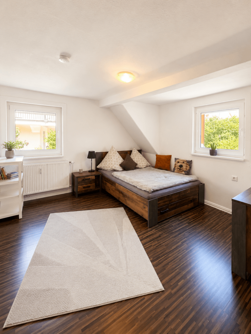Hinterhaus: Schlafzimmer 2 (OG)