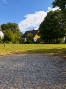 Blick auf Baugrundstück