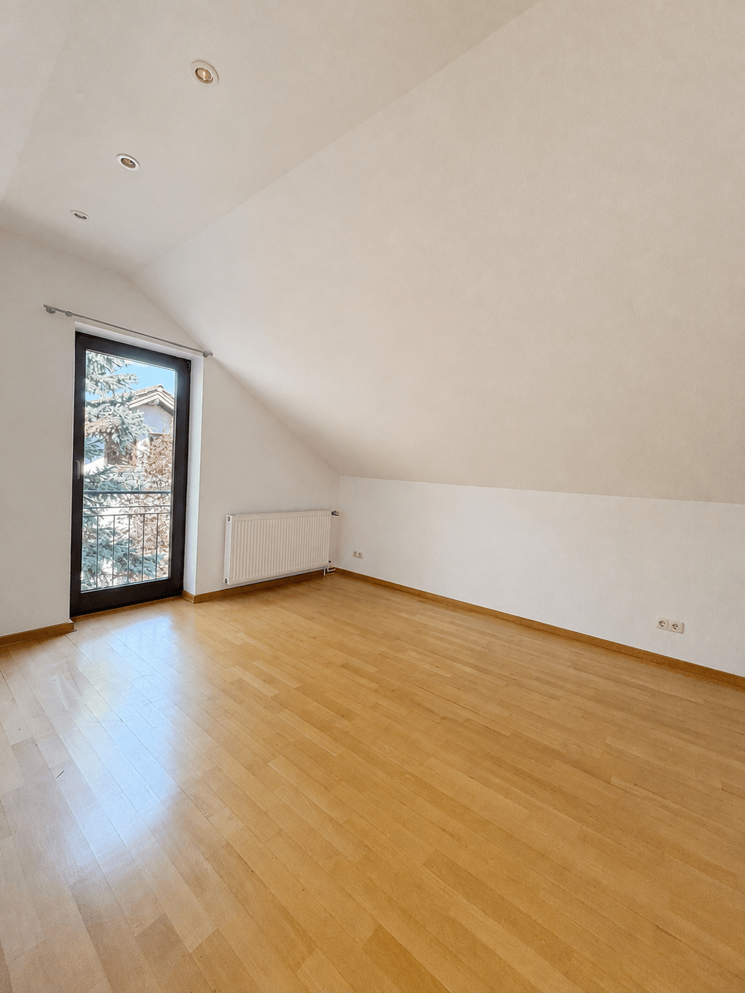 Schlafzimmer DG