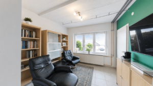 Kinder-/Arbeitszimmer UG