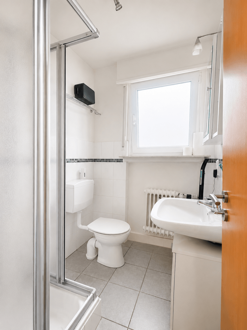 Gäste WC + Dusche