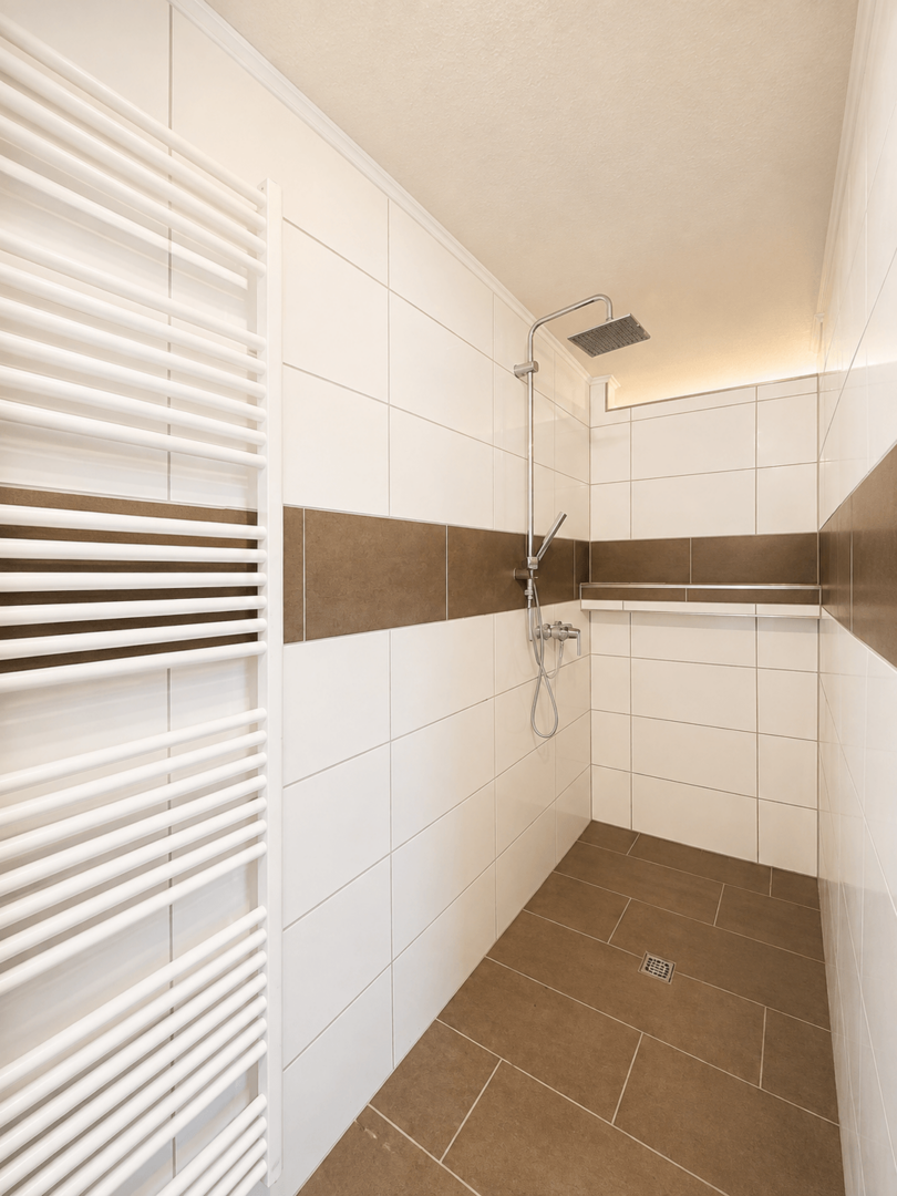 Dusche EG